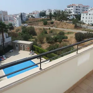 Appartement C04 - Pool View 3 Bed, Lagos