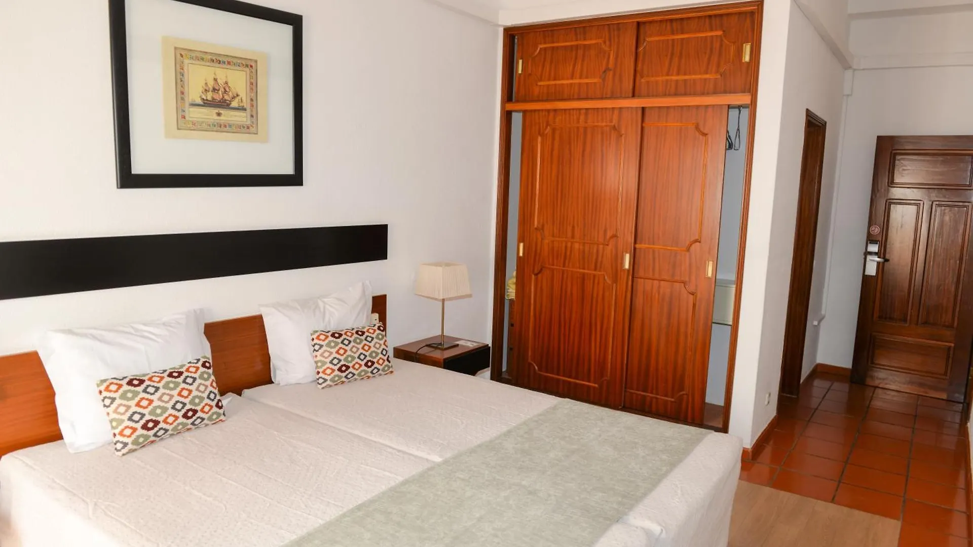 Lagosmar Story Hotel 2*, Lagos