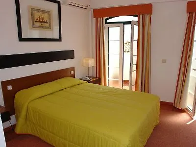 Lagosmar Story Hotel 2*, Lagos